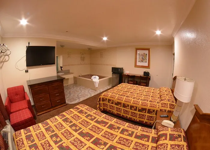 The Palace Inn