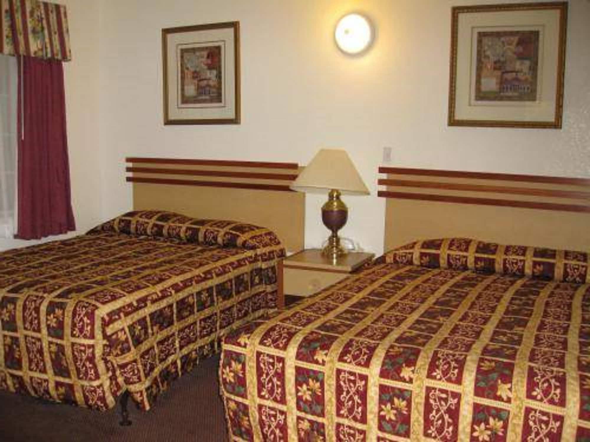 The Palace Motel 2*