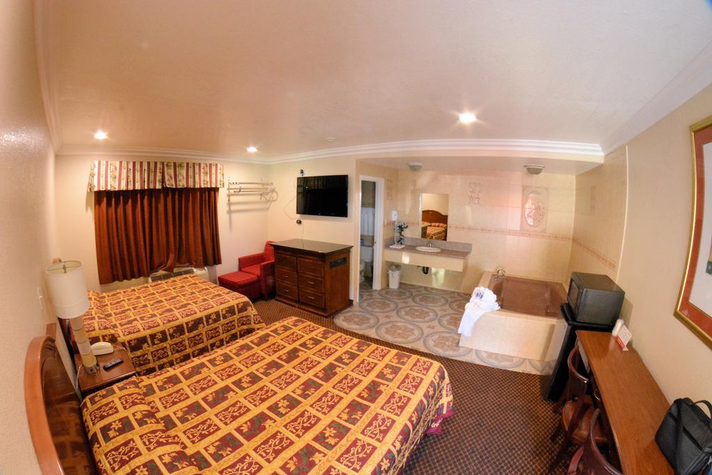 Motel The Palace 2*