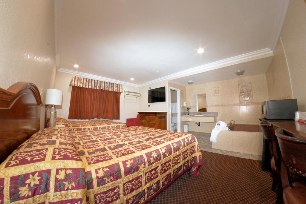 Motel The Palace 2*